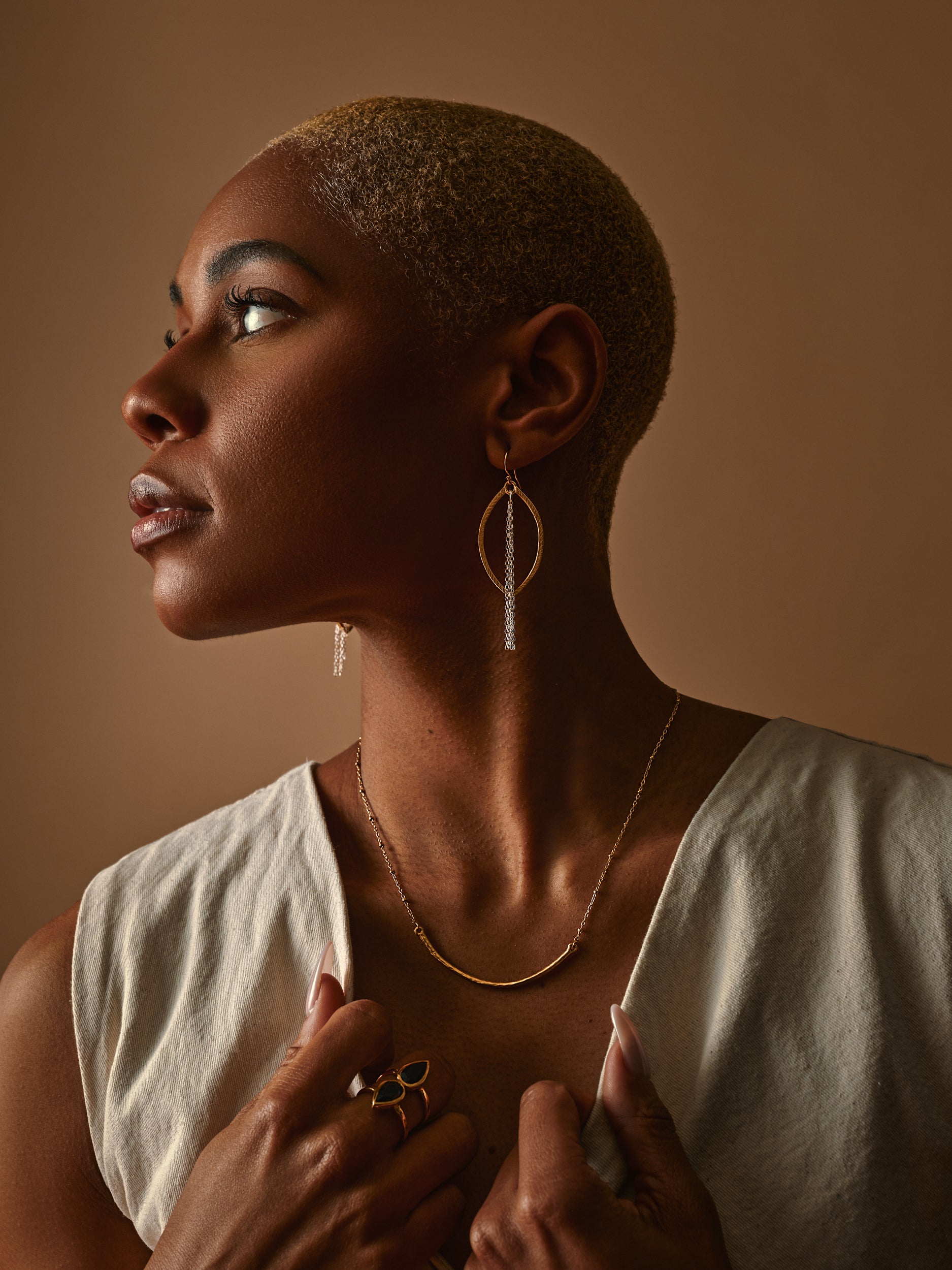 Erin Oval Earrings