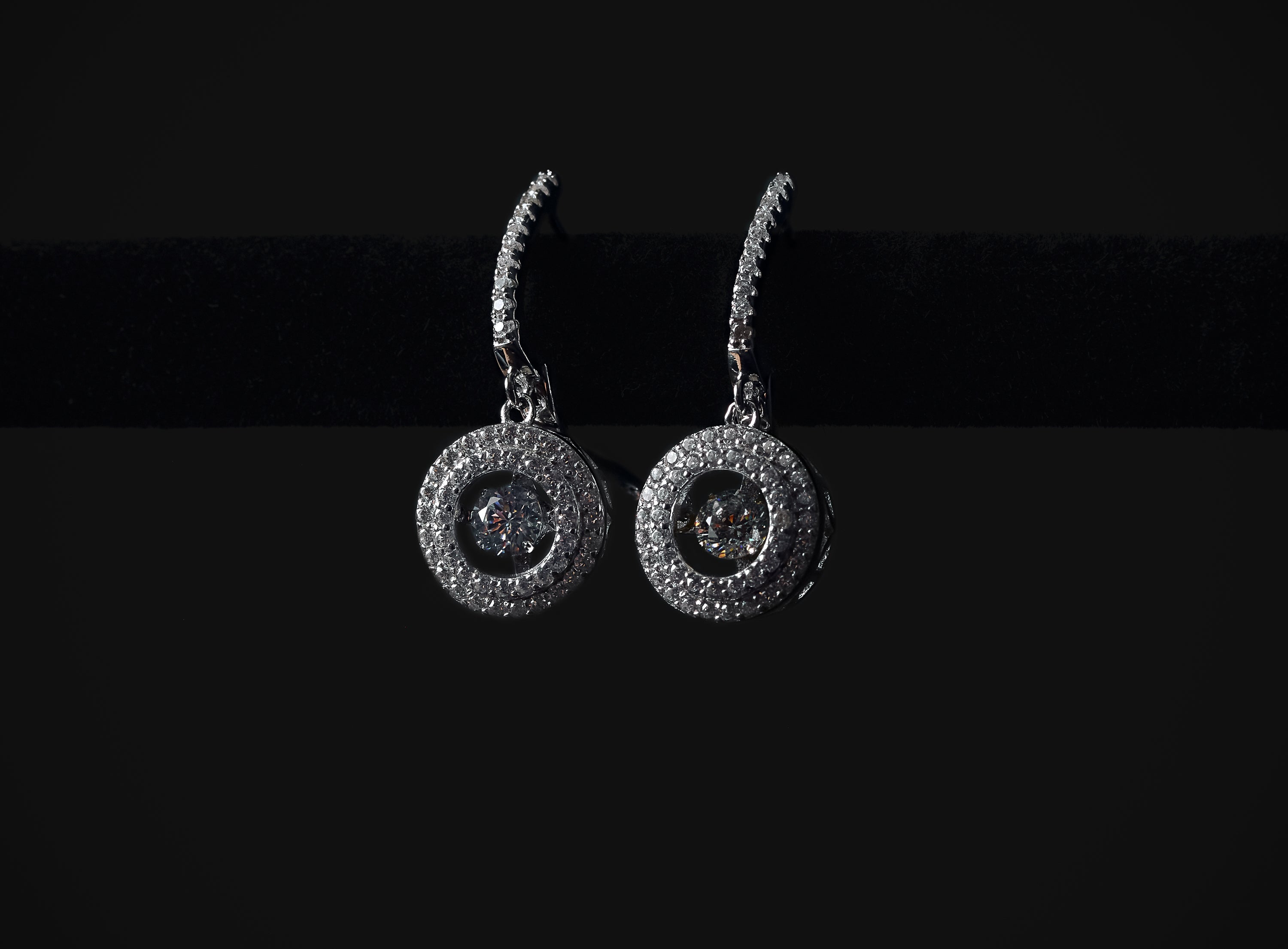 Gema Dancing Diamond Earrings